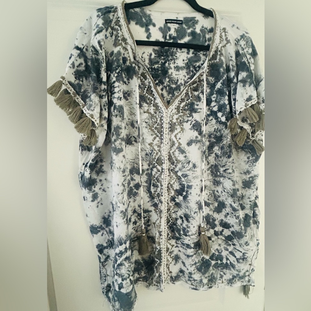 South Moon Under Tunic/Coverup - Picture 2 of 8